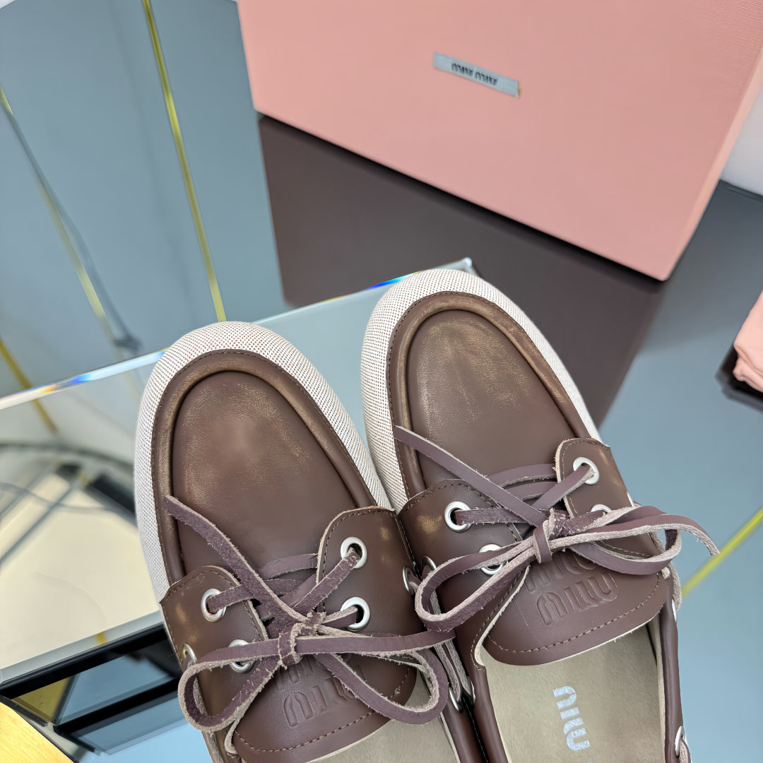 BOAT SHOES IN BROWN CALFSKIN AND BEIGE CANVAS