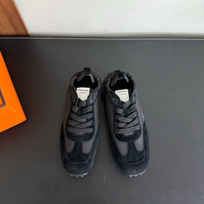 SKATEBOARD SHOES BLACK SUEDE