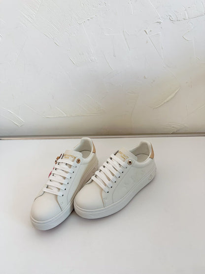 TIME OUT SNEAKER IN WHITE CALFSKIN