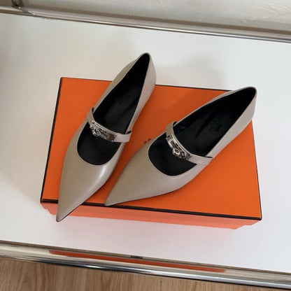 KIARA FLAT PUMP IN KHAKI BROWN CALFSKIN