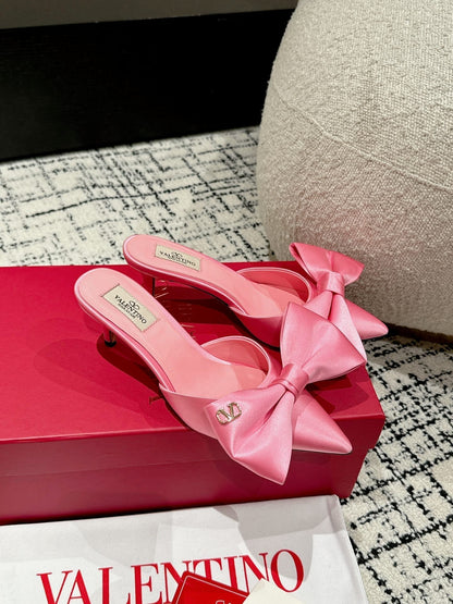 HIGH MULE IN ROUGH PINK SILK