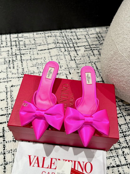 HIGH MULE IN BRIGHT PINK SILK