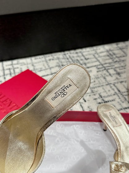 HIGH MULE IN LIGHT GOLD LAMBSKIN