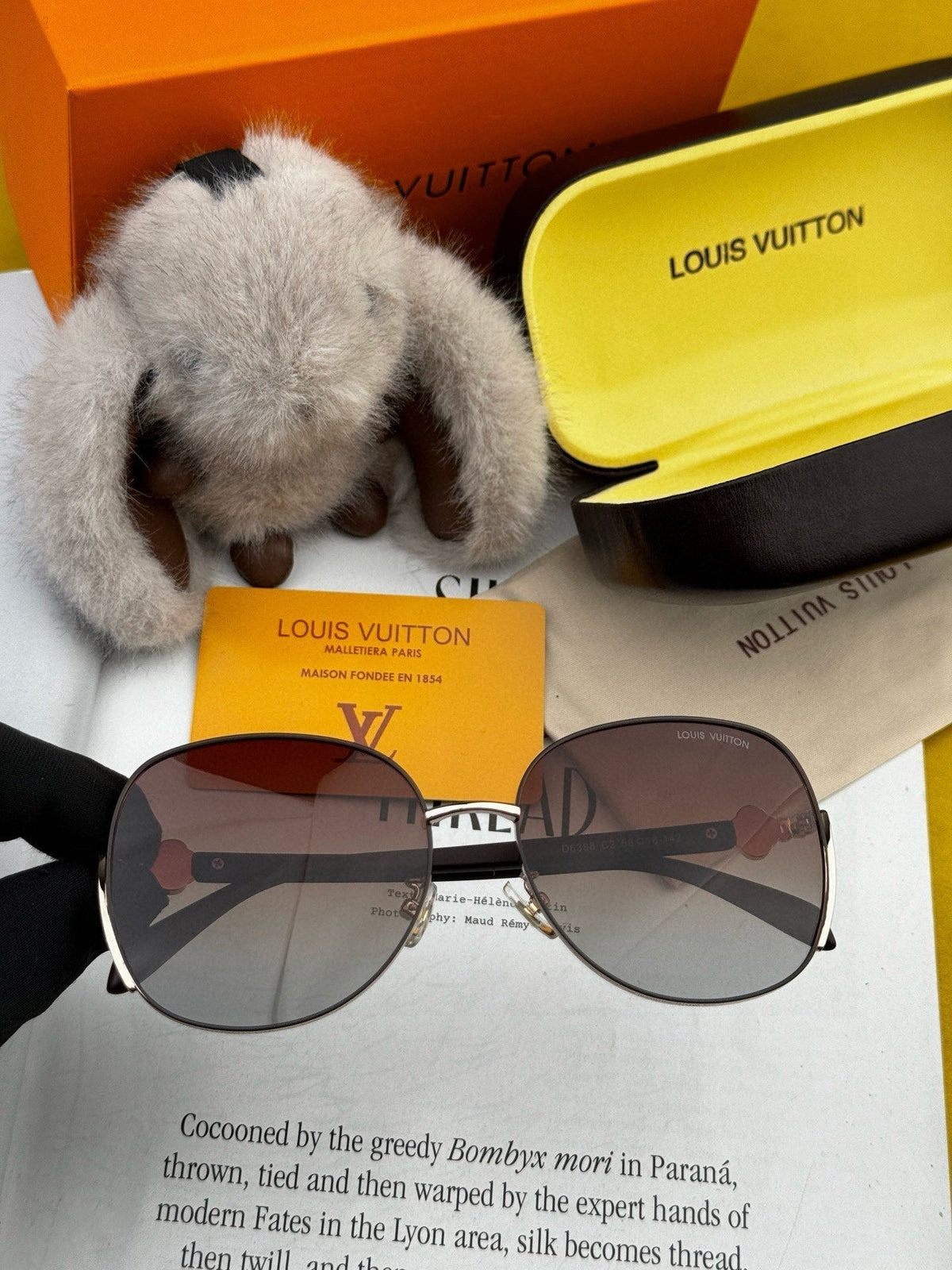 SIGNATURE ROUND SUNGLASSES L8638 IN METAL