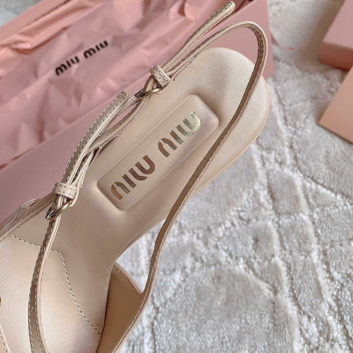 Slingback Ivory Color Leather With Stylized Cross Straps - High heels