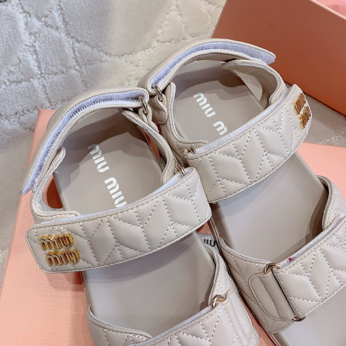 Sandals Beige Sheepskin With Horizontal Straps