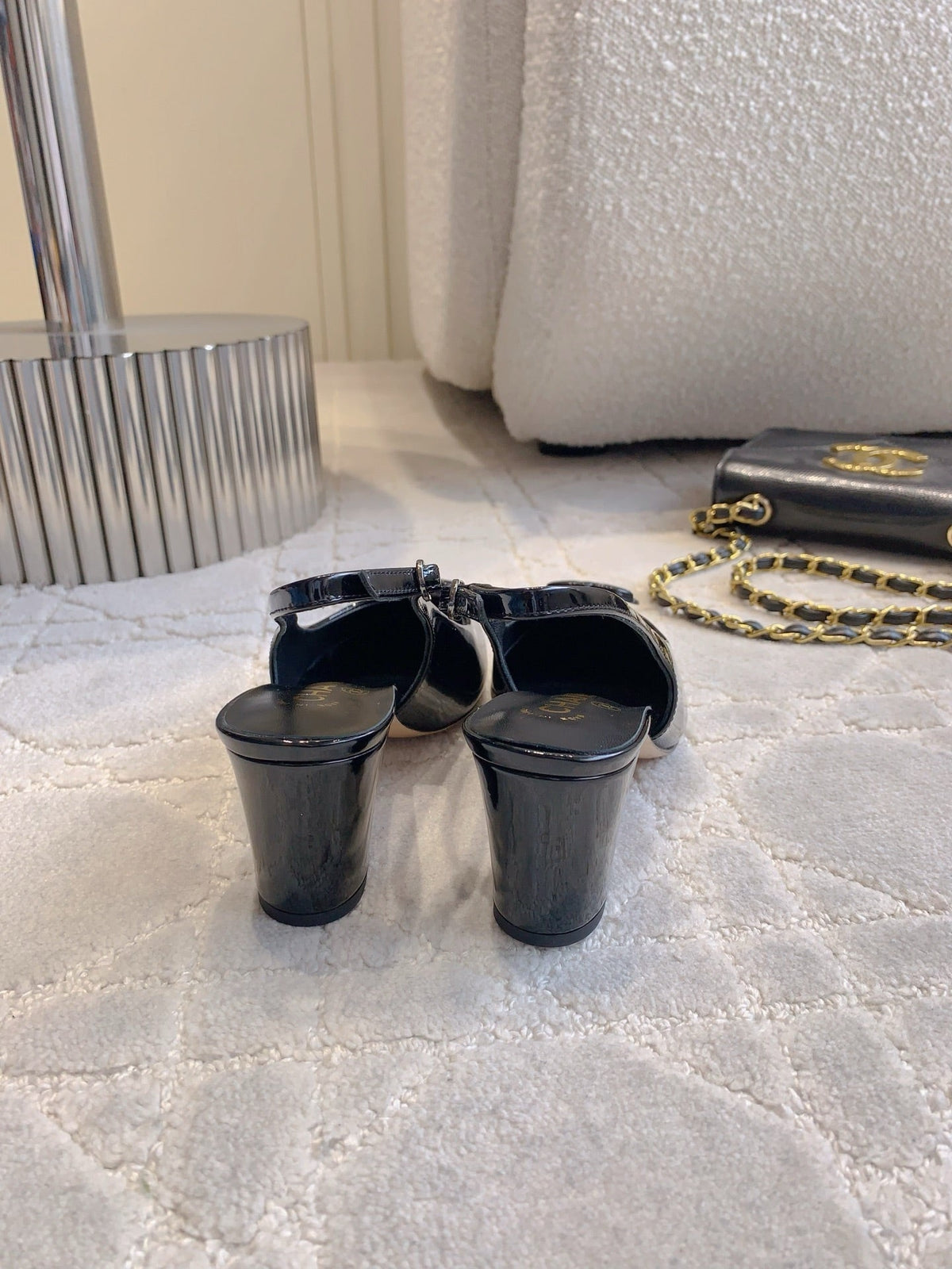 HIGH SLINGBACKS 65 MM IN BLACK PATENT CALFSKIN
