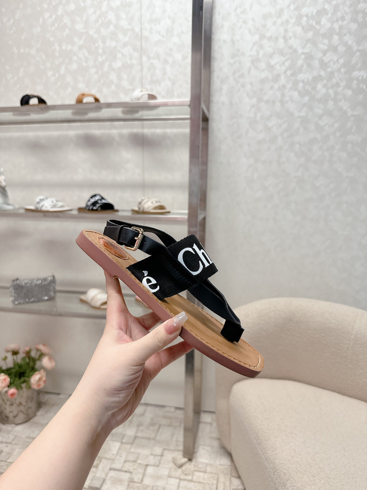 THONG SANDALS IN BLACK CALFSKIN AND CANVAS