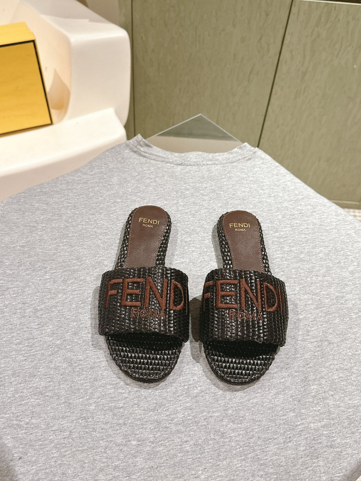 FENDI SIGNATURE MULE SLIDES IN DARK BROWN FIBRE