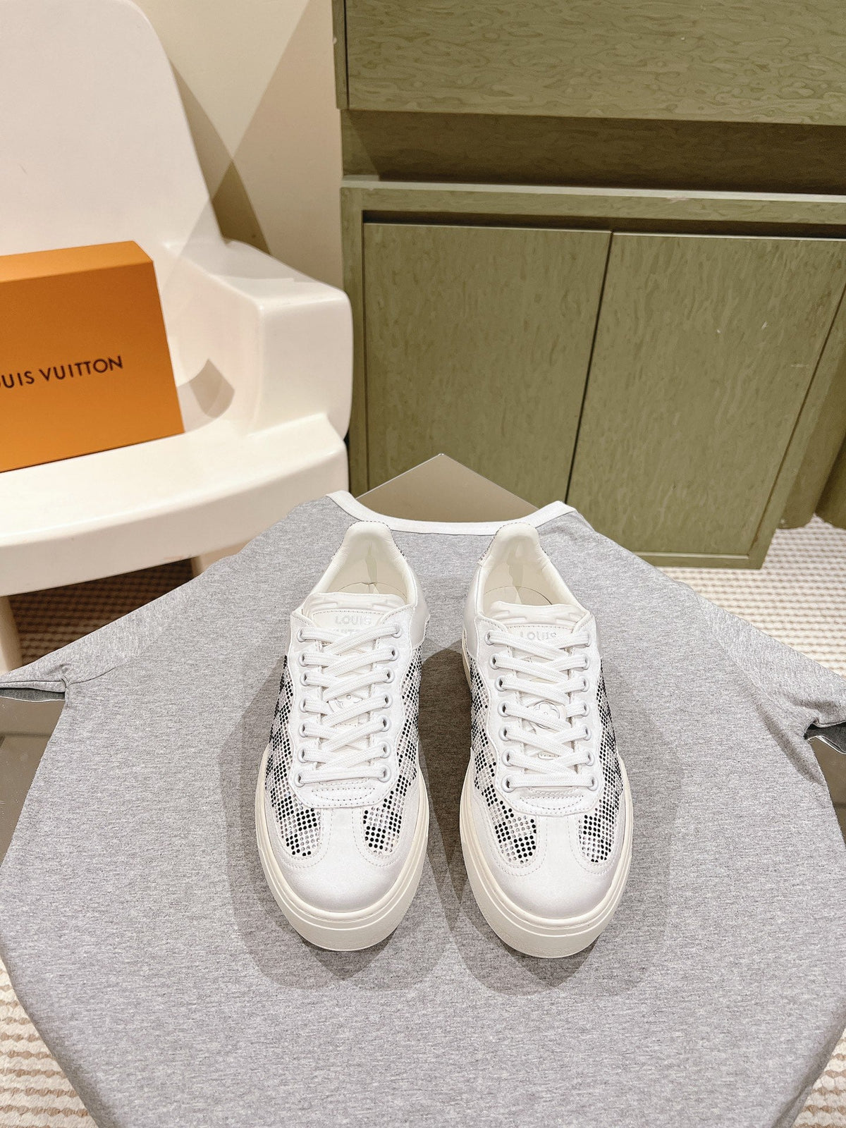 LV GROOVY SNEAKER IN WHITE MIX BLACK DAMIER STRASS AND CALFSKIN