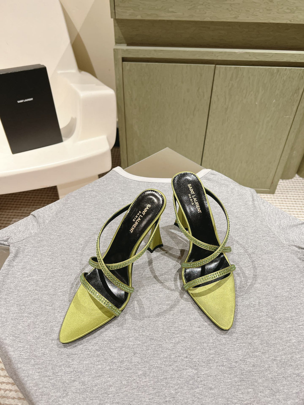 HIGH HEEL MULE 10 CM IN OLIVE GREEN SATIN WITH RHINESTONES