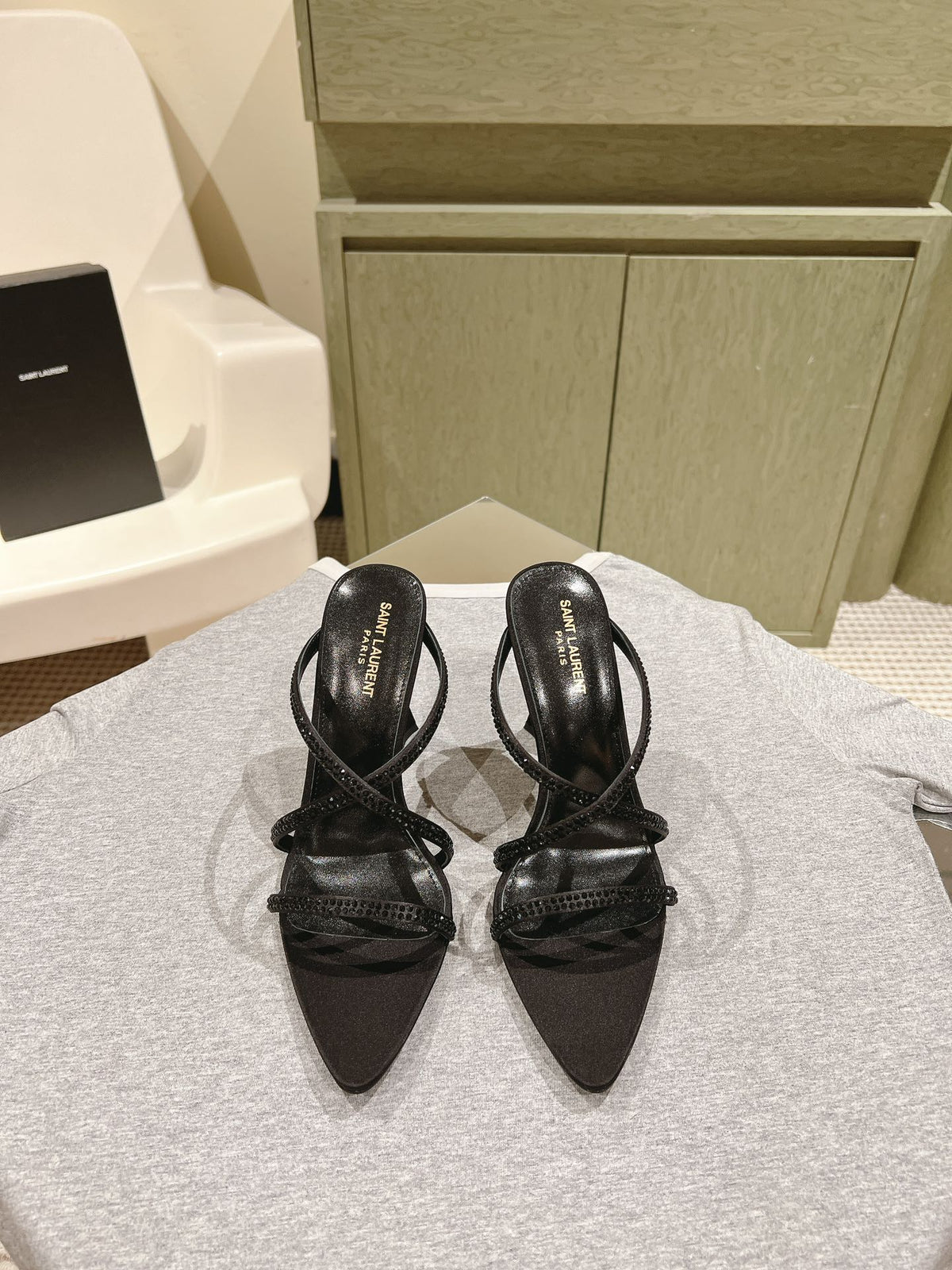 HIGH HEEL MULE 10 CM IN BLACK SATIN WITH RHINESTONES