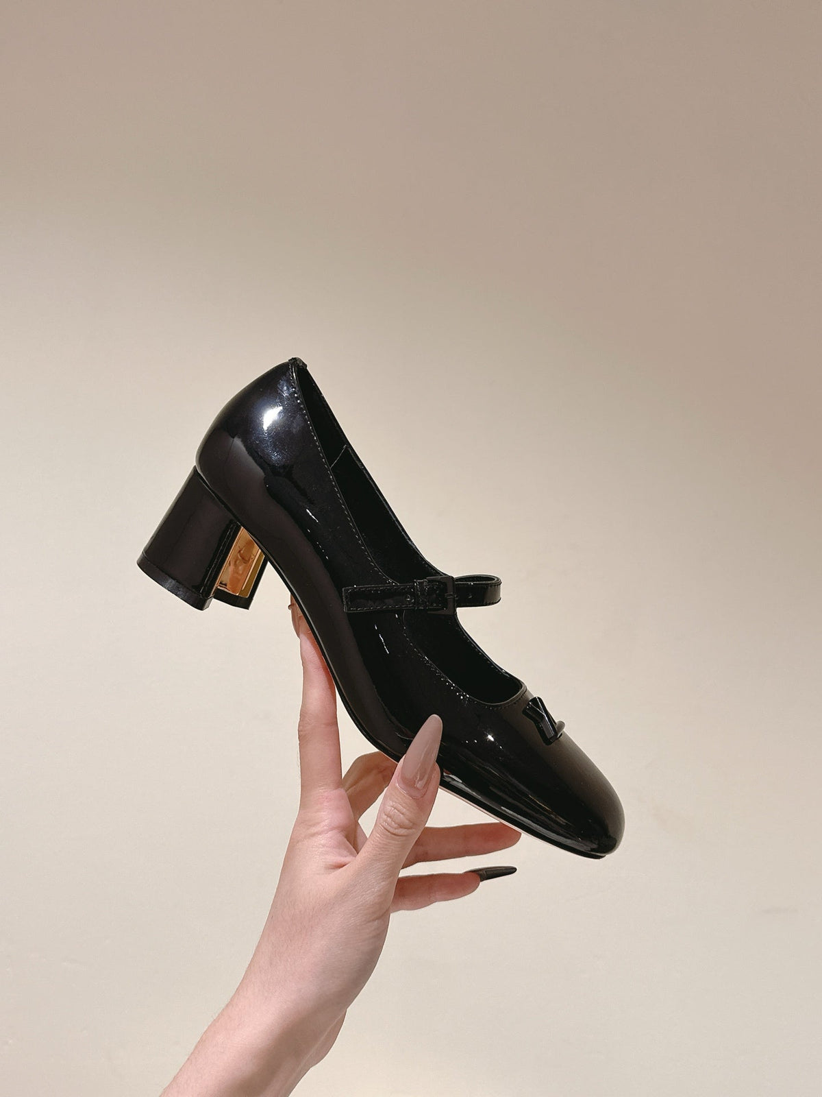 SWING HIGH MARY JANE 55 MM IN BLACK PATENT CALFSKIN