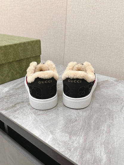GG ACE SNEAKER WITH WEB IN BLACK EMBOSSED SUEDE AND WOOL LINING
