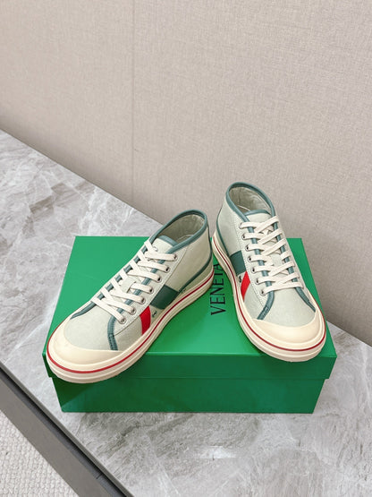 ELIOT SNEAKER IN GREEN PASTEL CANVAS AND CALFSKIN