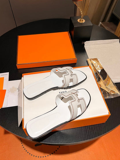 0RAN SANDAL Calfskin White