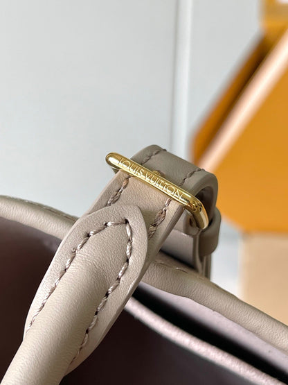 BABYLONE TOTE 31 IN TOURTERELLE MONOGRAM EMPREINTE LEATHER
