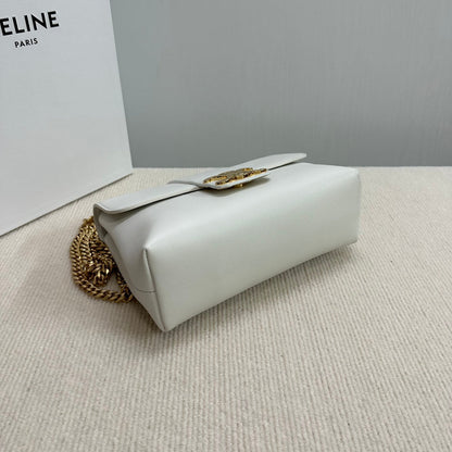 MEDIUM VICTOIRE BAG 25 IN WHITE SUPPLE CALFSKIN GOLD HARDWARE