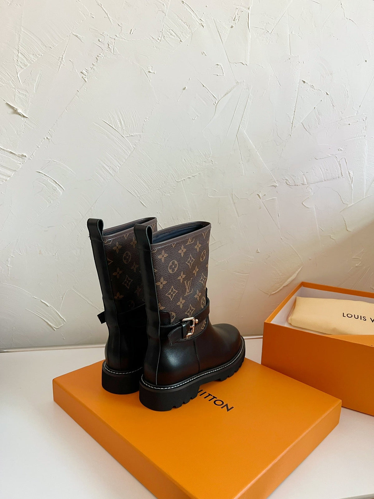 TERRITORY FLAT ANKLE BOOT IN BLACK MIX CHOCOLATE BROWN MONOGRAM CALFSKIN