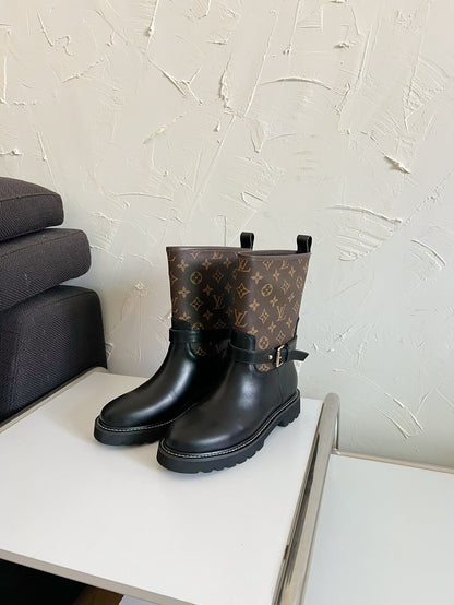 TERRITORY FLAT ANKLE BOOT IN BLACK MIX CHOCOLATE BROWN MONOGRAM CALFSKIN