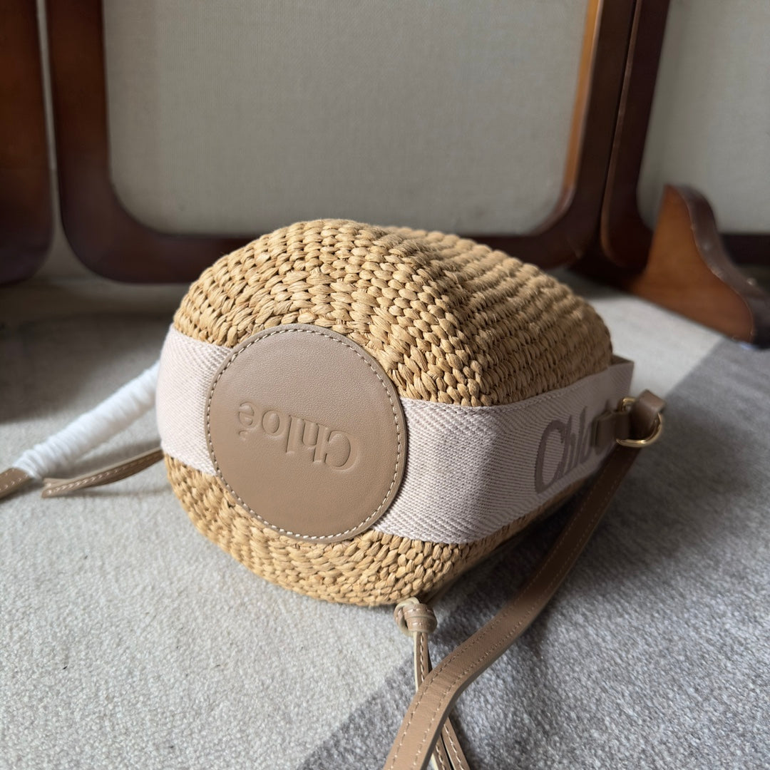 SMALL WOODY BASKET 17 IN NATURAL FIBERS BLUSHY BEIGE WEBBING BROWN CALFSKIN