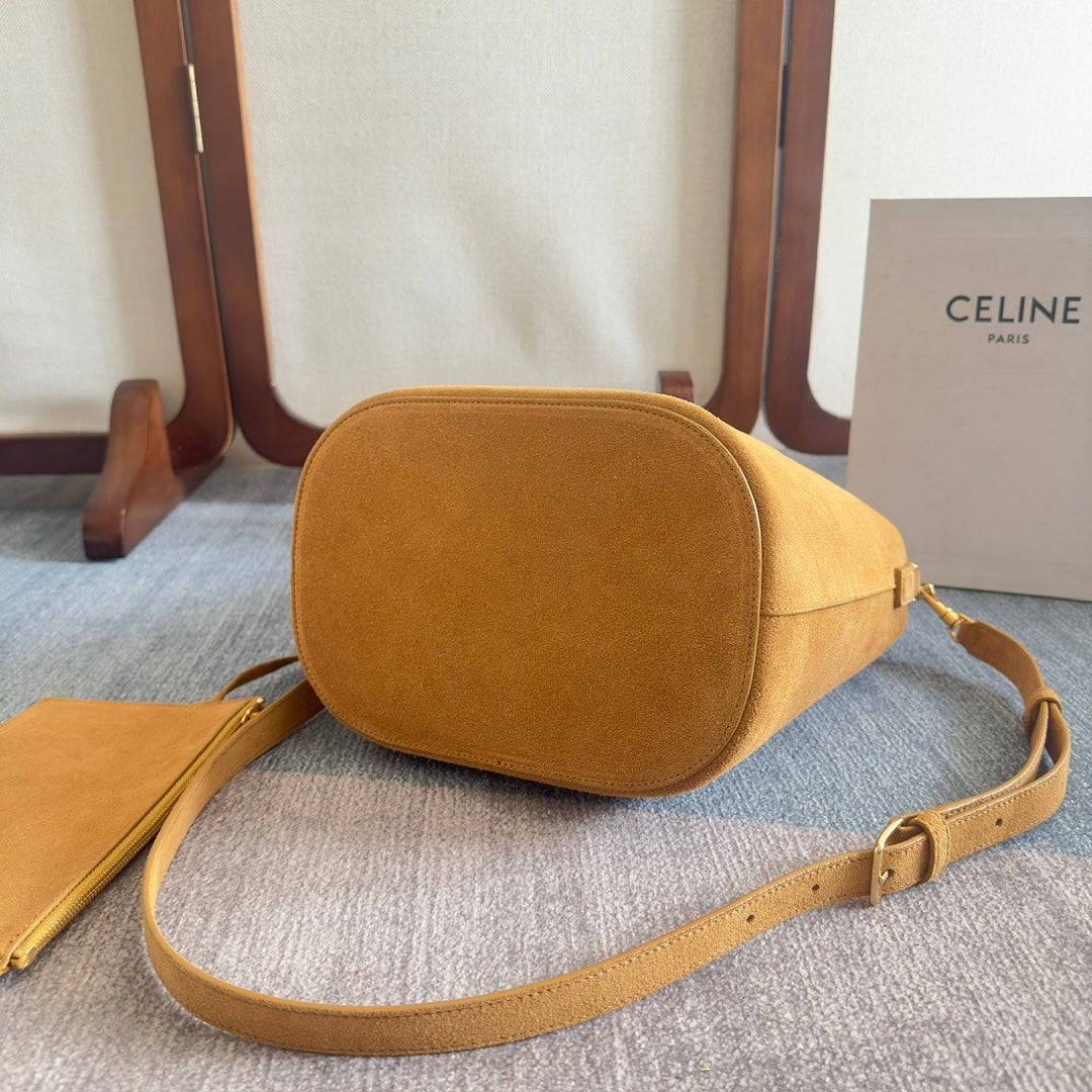 MINI BUCKET LOUISE 25 CARAMEL BROWN IN NUBUCK