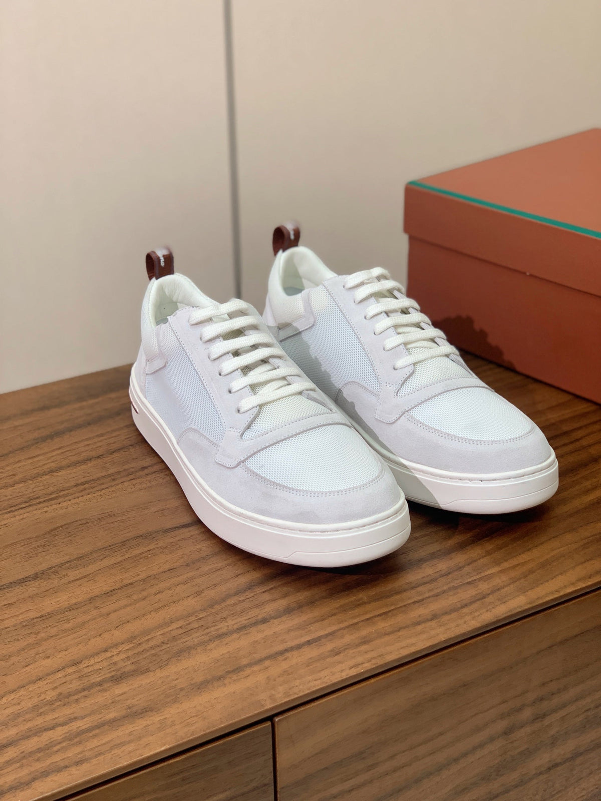 LP NEWPORT WALK SNEAKERS LIGHT GRAY SUEDE