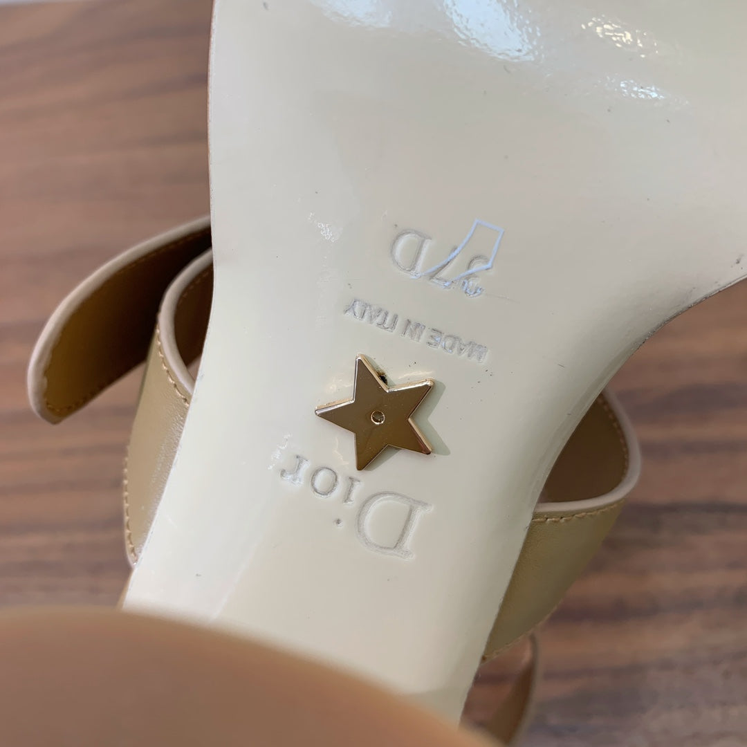 THREE-STRAP HIGH-HEELED EMBROIDERED SANDALS CAMEL BROWN