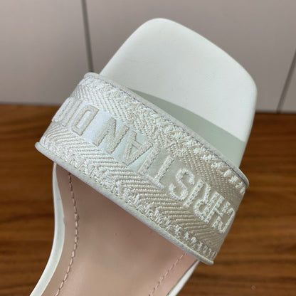 HIGH HEEL EMBROIDERED SANDAL IN WHITE CALFSKIN AND WOVEN STRAPS