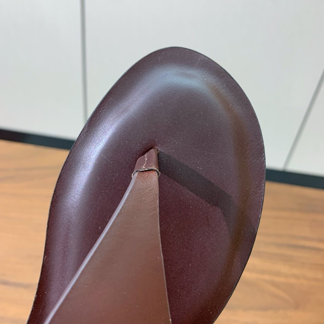 FLIP FLOPS SANDAL IN BROWN CALFSKIN