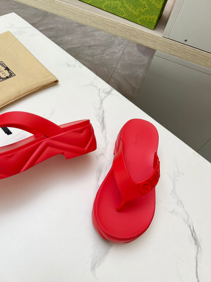 THONG PLATFORM IN RUBY RED IMPORTED TPU