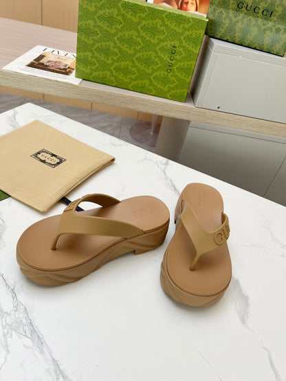 THONG PLATFORM IN CIDER BROWN IMPORTED TPU