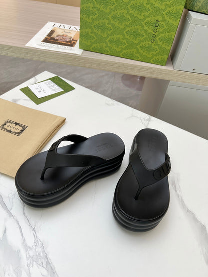 THONG PLATFORM 5 CM IN BLACK IMPORTED TPU