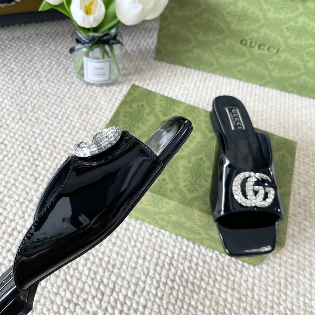 GG CRYSTAL SLIDES SANDAL BLACK CALFSKIN