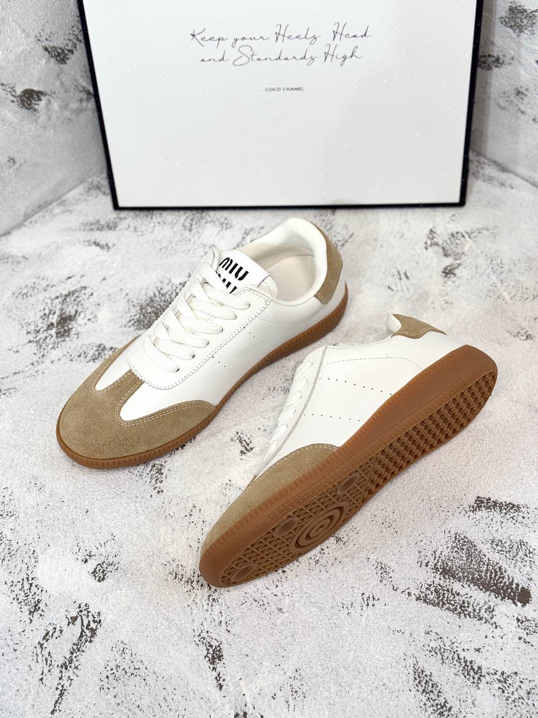 RETRO SNEAKERS IN WHITE LAMBSKIN MIX PEANUT SUEDE