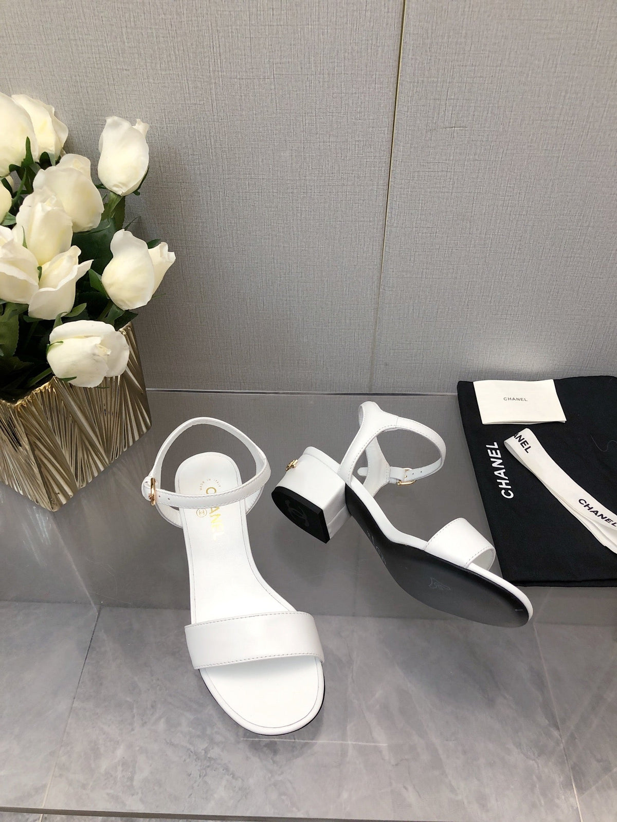 BLOCK HEEL 5 CM SANDAL IN WHITE LAMBSKIN