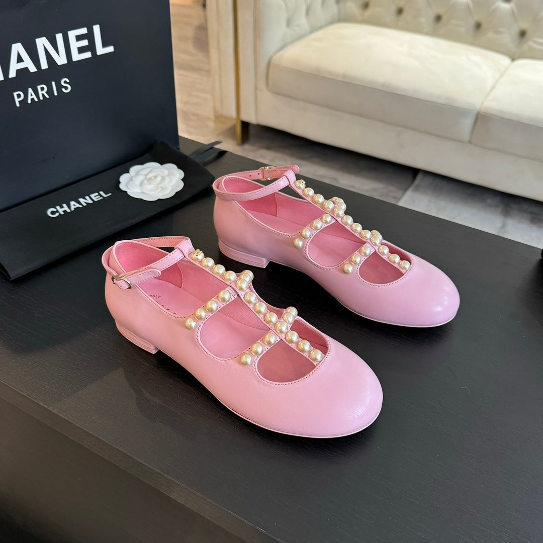 MARY JANES SHOES LIGHT PINK GOATSKIN WITH FAUX PEARL