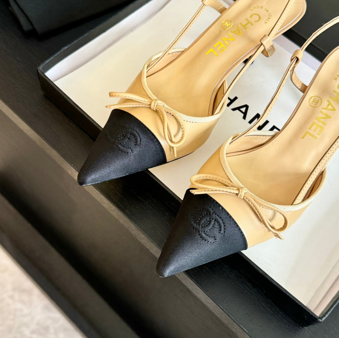 SLINGBACK WITH BOW IN BEIGE CREAM MIX BLACK LAMBSKIN
