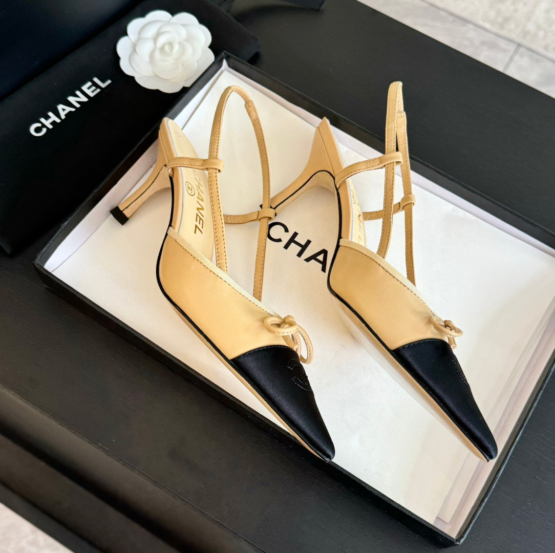 SLINGBACK WITH BOW IN BEIGE CREAM MIX BLACK LAMBSKIN