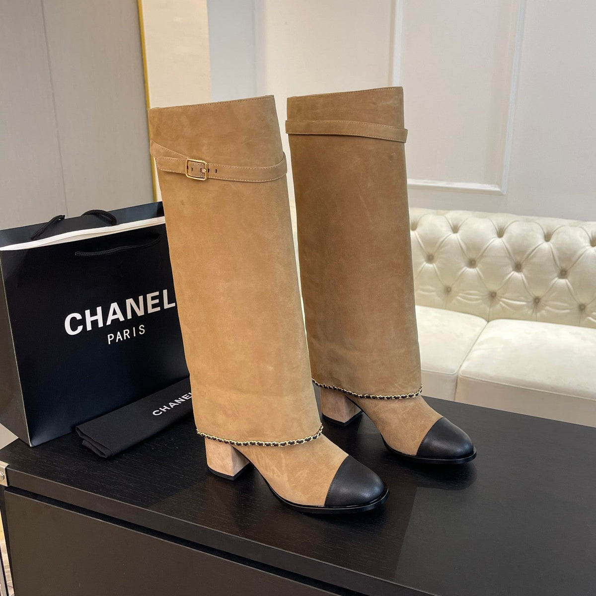 HIGH BOOTS 6.5 CM IN CIDER BROWN SUEDE AND BLACK CALFSKIN
