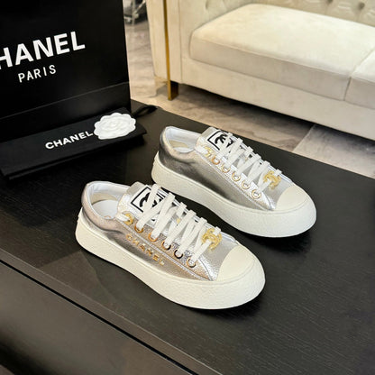 BIG-HEAD COOKIE SHOES IN SILVER MIX WHITE LAMBSKIN