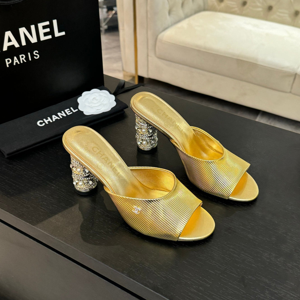 T-STRAP PEARL HEEL 85 MM SANDALS IN GOLD LAMBSKIN MULE