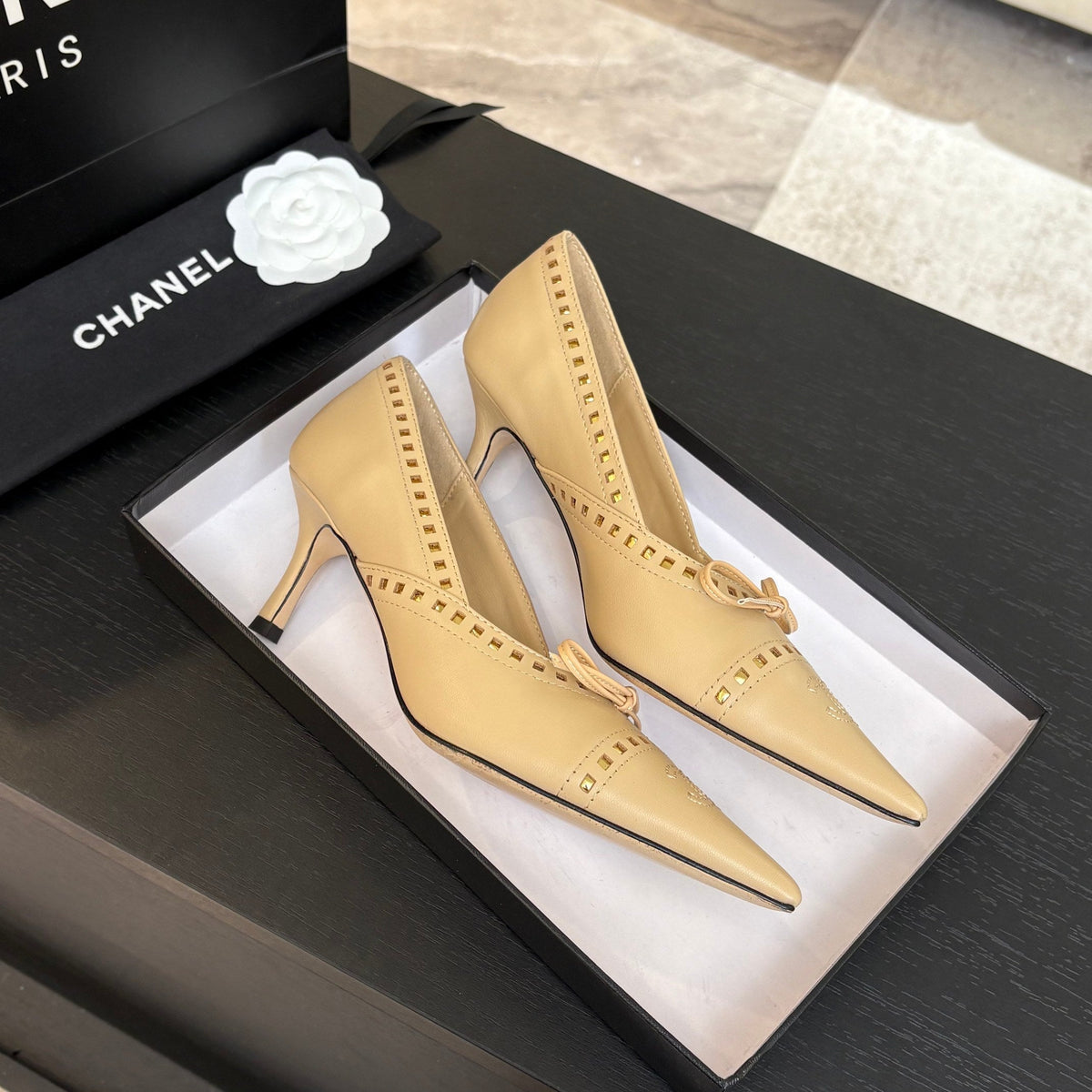 HIGH HEEL PUMP 65 MM IN FLAX YELLOW LAMBSKIN