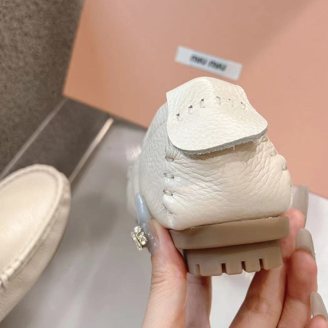 SLIP-ON HAND-SEWN SHOES WHITE CREAM COWHIDE