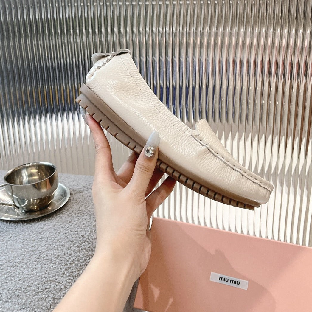 SLIP-ON HAND-SEWN SHOES WHITE CREAM COWHIDE