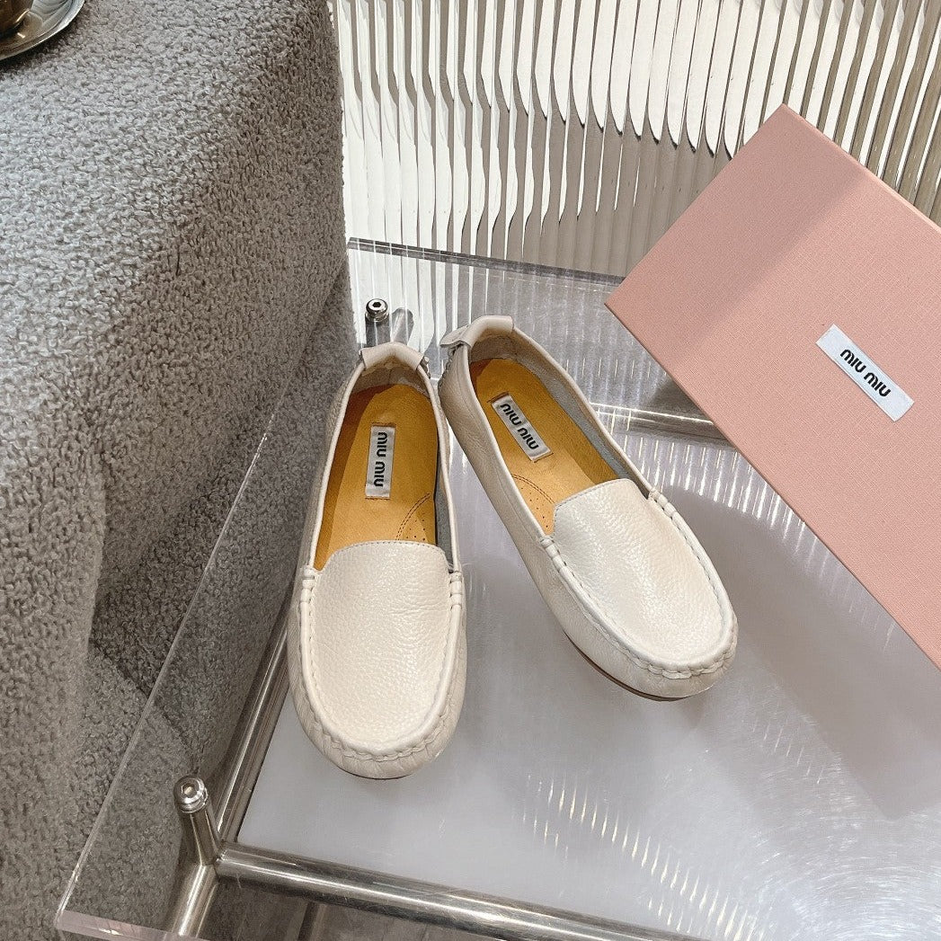 SLIP-ON HAND-SEWN SHOES WHITE CREAM COWHIDE