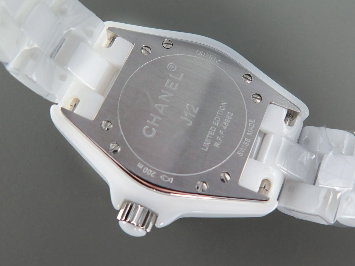 J12 33mm Quartz White Ceramic Diamond Numerals Pink Mop Dial