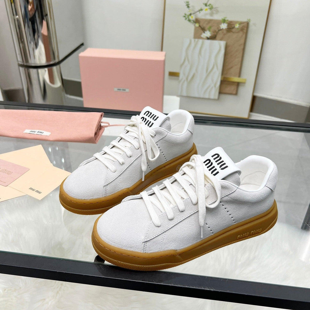 ECRU SNEAKERS IN LIGHT GREY SUEDE