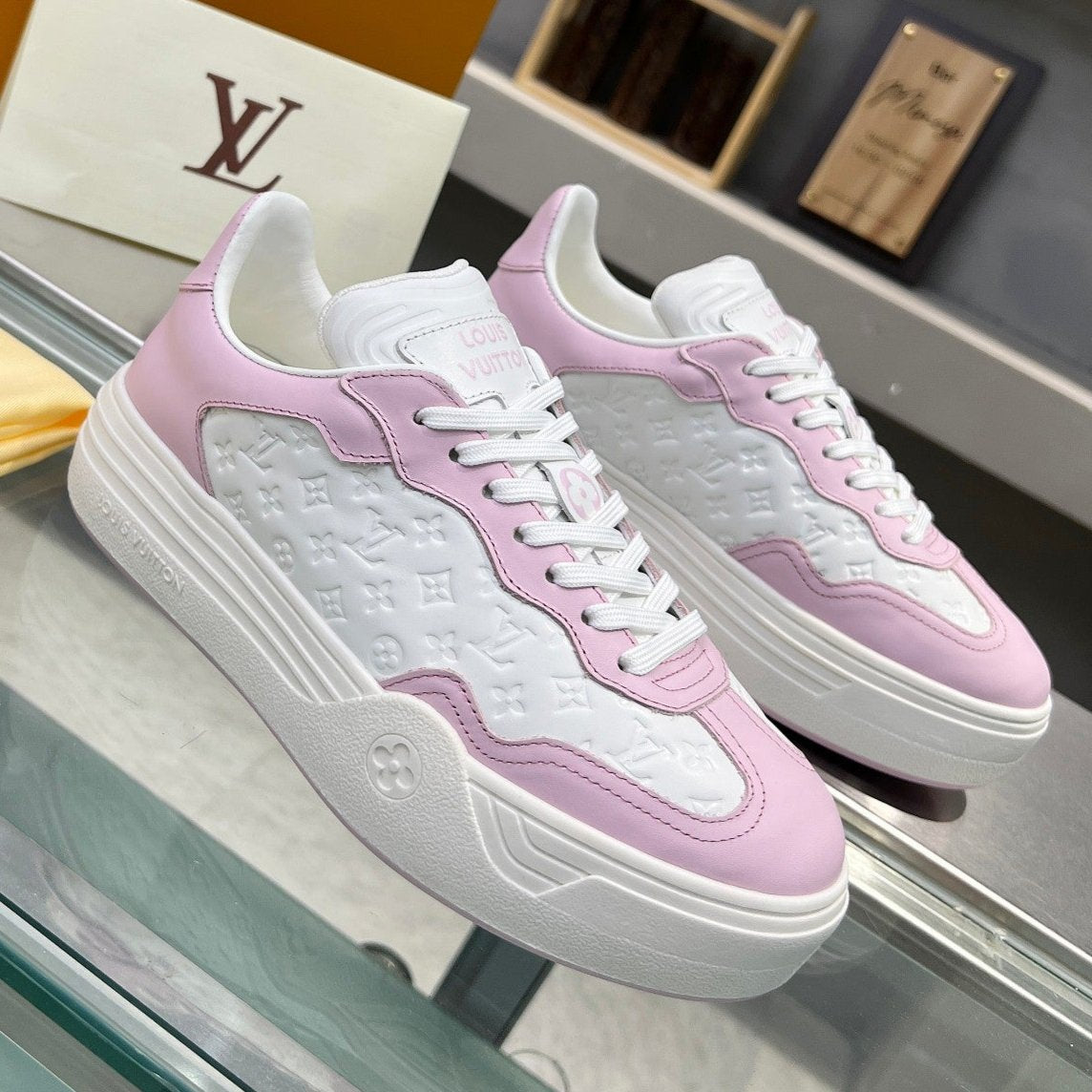 LV WOMEN GROOVY PLATFORM IN WHITE MIX LIGHT PINK EMBOSSED CALFSKIN