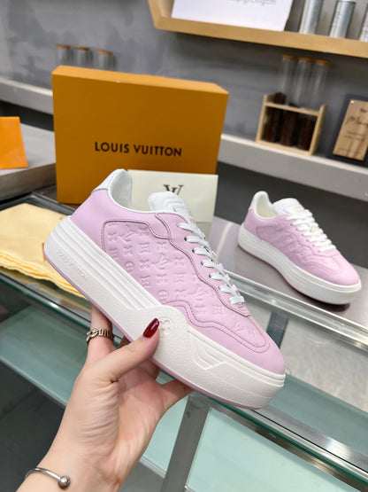LV WOMEN GROOVY PLATFORM IN LIGHT PINK EMBOSSED CALFSKIN